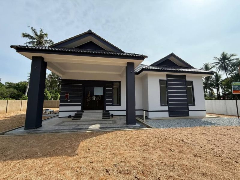 Banglo 1 Tingkat Tepi Jalan Kg Derdap, Pasir Tumboh, Kelantan