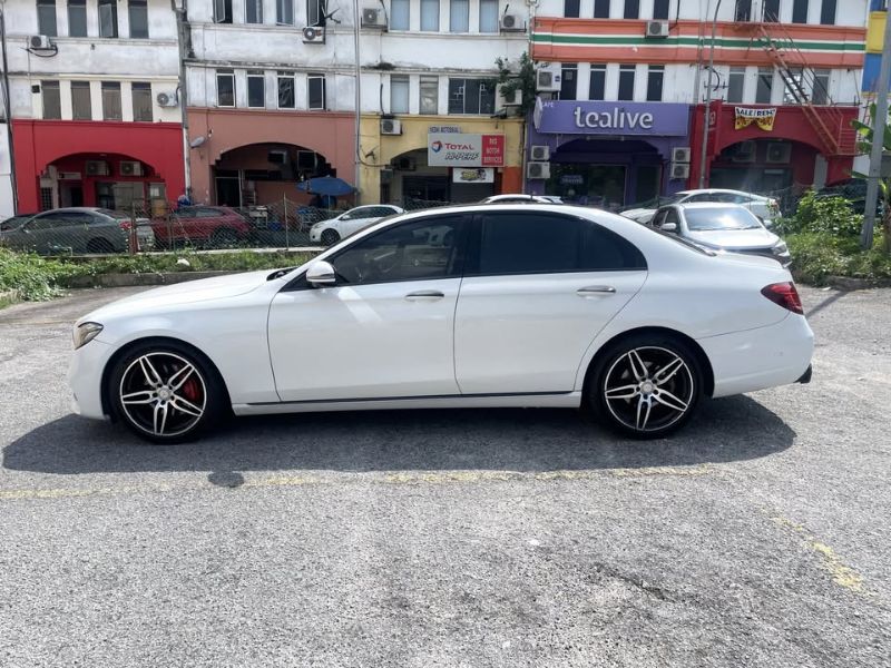 2018 Mercedes-Benz E250 2.0 AMG
