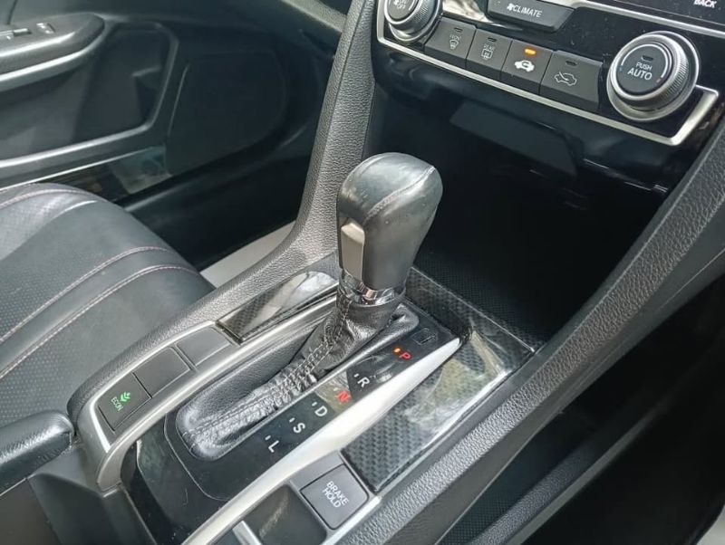 2018 Honda Civic 1.8S i-VTec