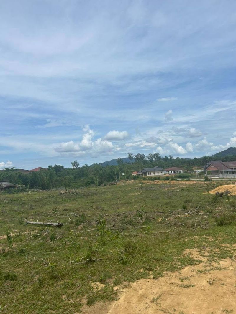Tanah Kosong 10 Ekar Berhadapan Sekolah Tun Indera, Kuala Berang