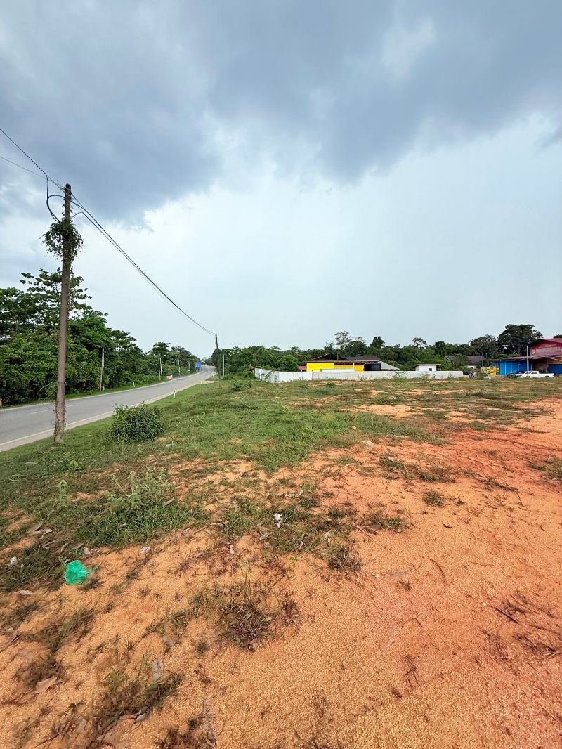Tanah Berkeluasan 2.3 Ekar Di Tepi Jalan Utama Kg Serada Kuala Terengganu