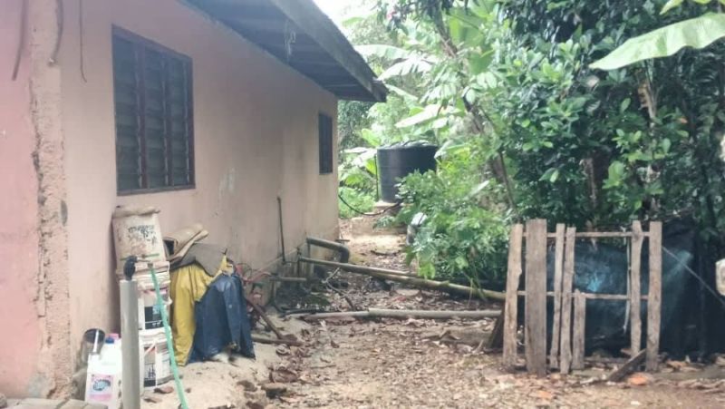 Tanah Sekali Rumah Untuk Dijual Kg Gong Bukit Kenak, Besut, Terengganu