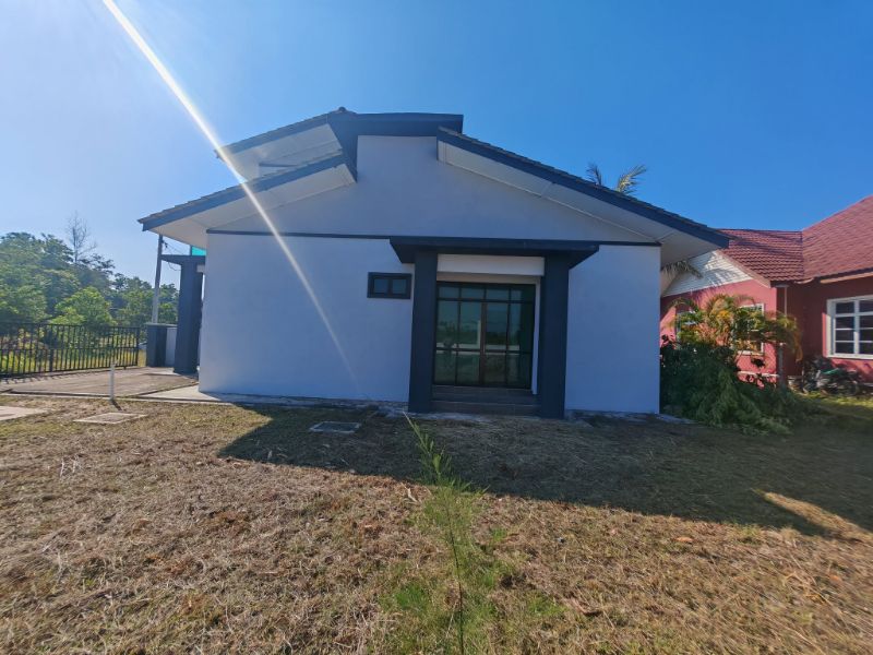 2 Unit Rumah Semi D Setingkat Setengah, Undang, Bukit Payong, Terengganu