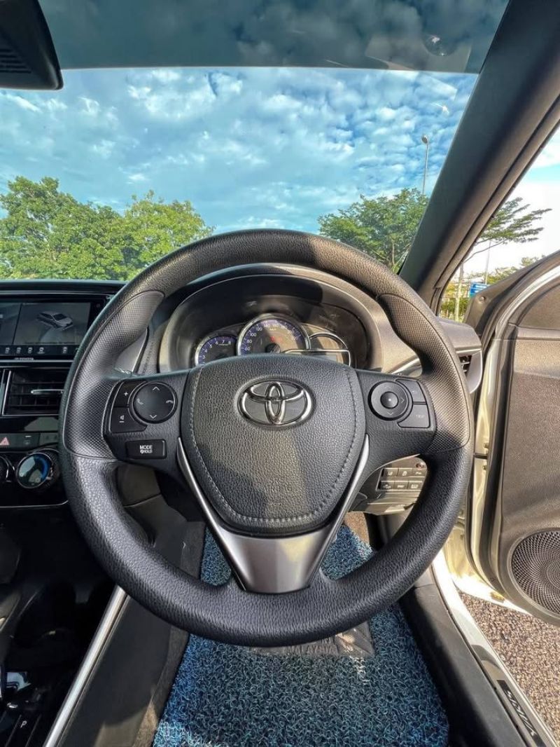 2021 Toyota Yaris E 1.5 Auto