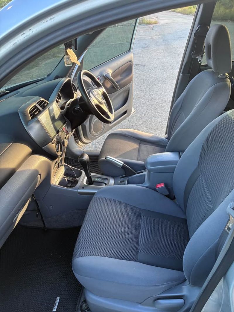 2003 Toyota RAV4