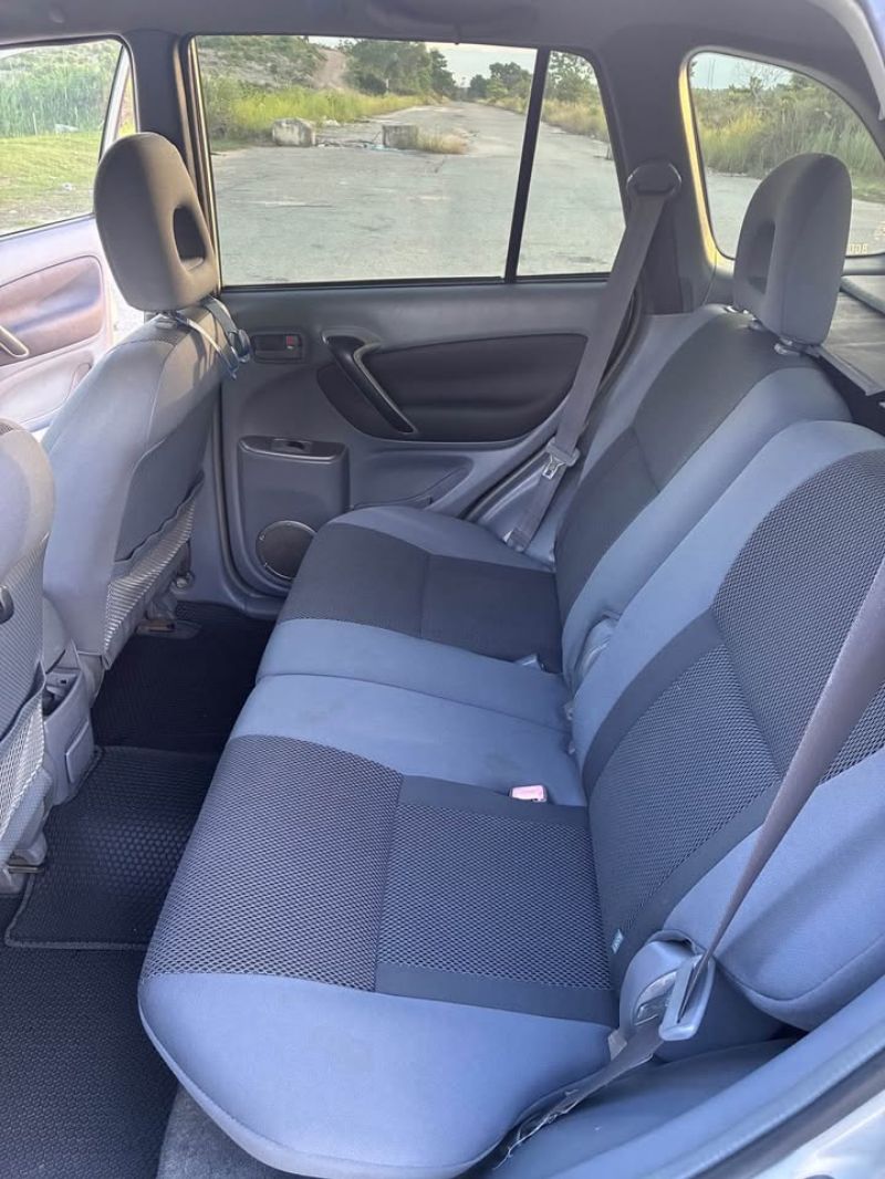 2003 Toyota RAV4