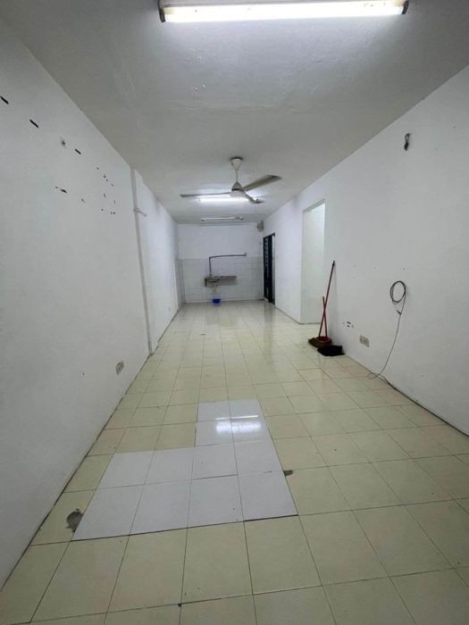 LEVEL 1 FLAT DI TAMAN PLENTONG UTAMA