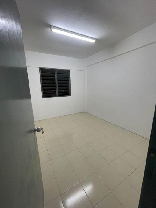 LEVEL 1 FLAT DI TAMAN PLENTONG UTAMA