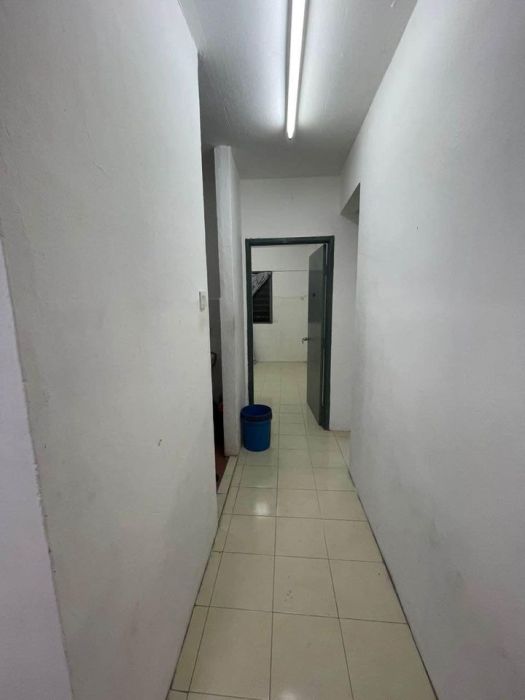 LEVEL 1 FLAT DI TAMAN PLENTONG UTAMA