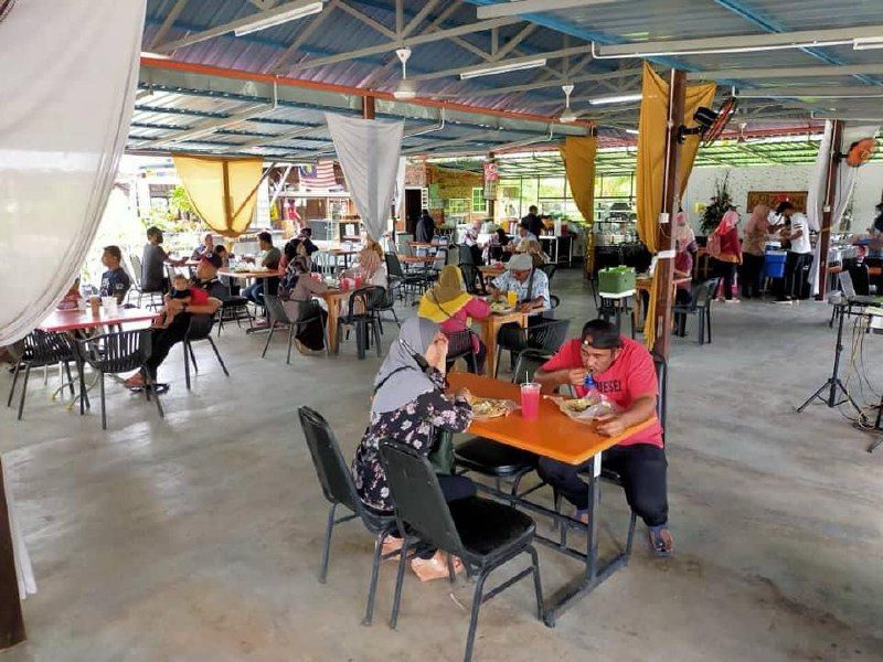 Ikan bakar di Rumah Abang Salai Senawang Negeri Sembilan