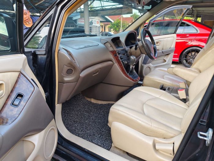 2000 Toyota Harrier 3.0 Auto Local Spec