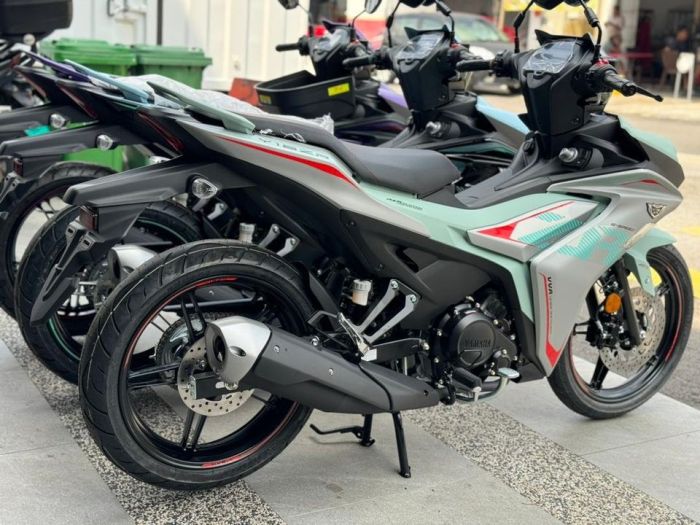 2024 Yamaha Y16ZR ABS