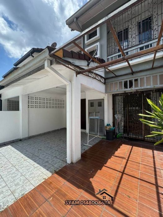 Double Storey Taman Pinggiran USJ 2 Subang Jaya