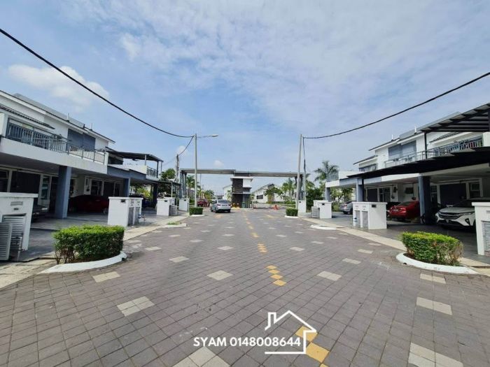 Termurah : Simfoni LBS Townhouse Alam Perdana PUNCAK Alam