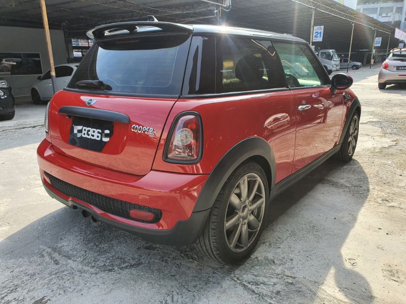 Mini Cooper S 1.6 Auto R56 United Kingdom