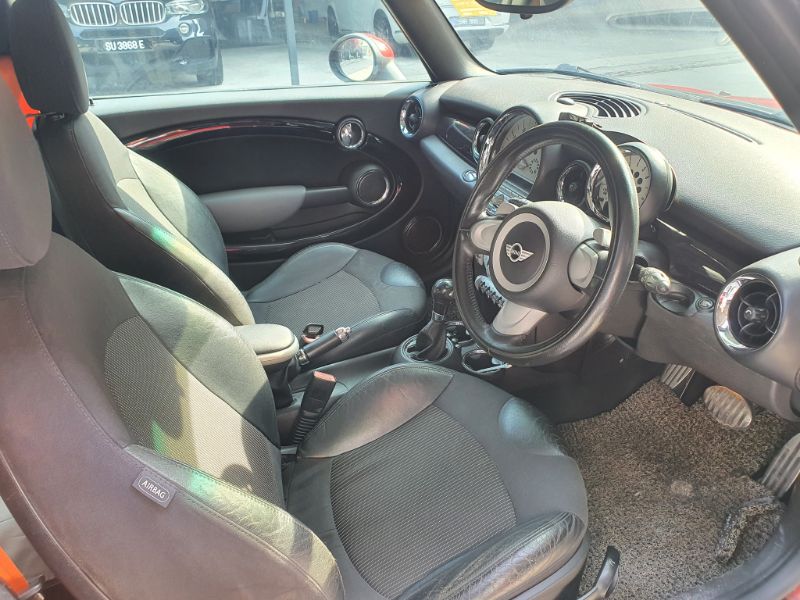 Mini Cooper S 1.6 Auto R56 United Kingdom