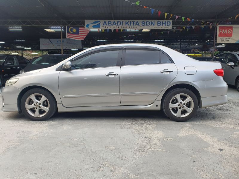 Toyota Corolla Altis 1.8 G Auto 2012 - Facelift model