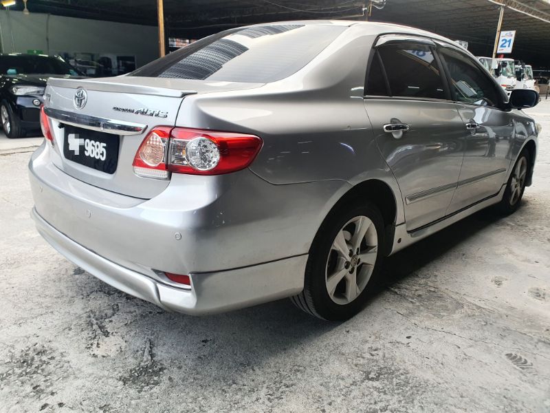 Toyota Corolla Altis 1.8 G Auto 2012 - Facelift model