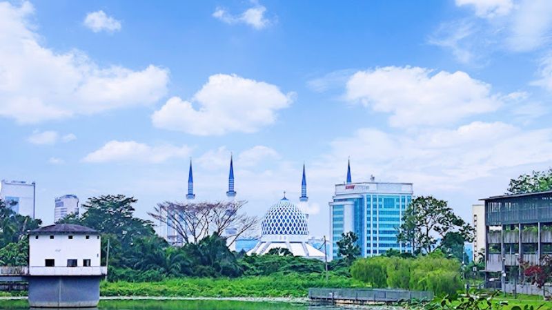 Masjid Sultan Salahuddin Abdul Aziz Shah