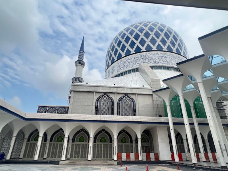Masjid Sultan Salahuddin Abdul Aziz Shah