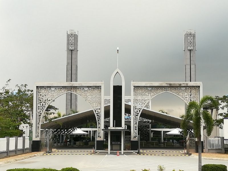 Masjid Puncak Alam