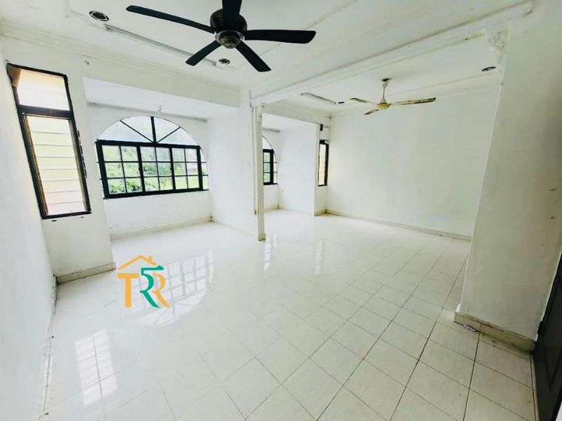 Teres 2 tingkat, Taman Purnama, Jalan Pegawai, Alor Setar