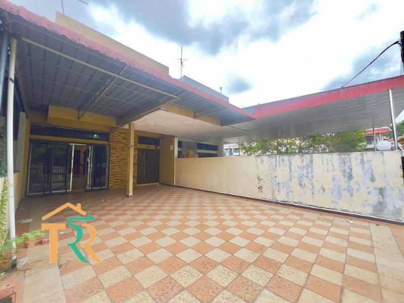 Teres 2 tingkat, Taman Purnama, Jalan Pegawai, Alor Setar